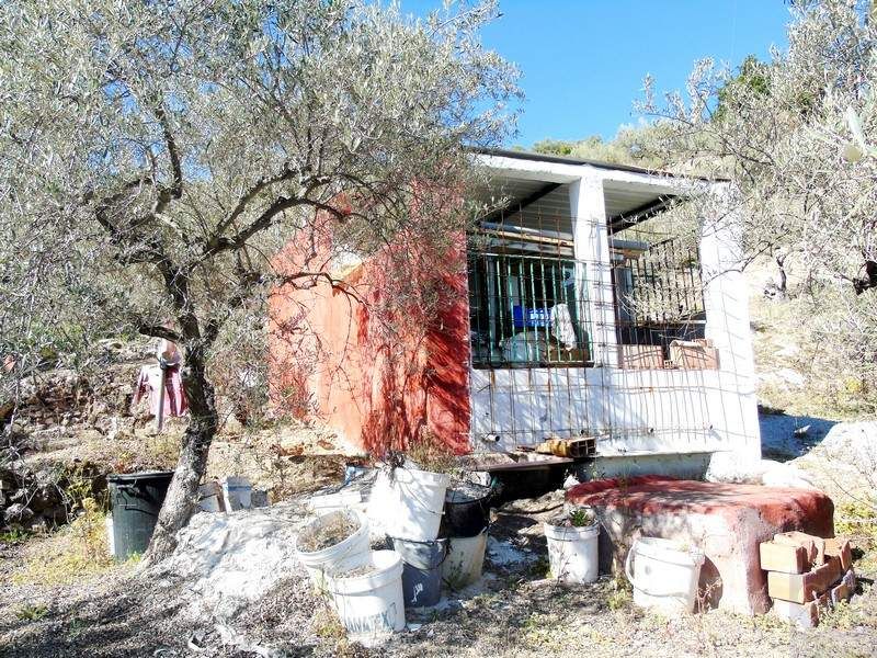 Property photo 2 of 12