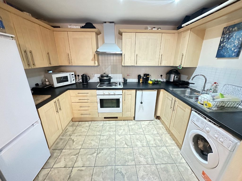 Property photo 2 of 8 5107331