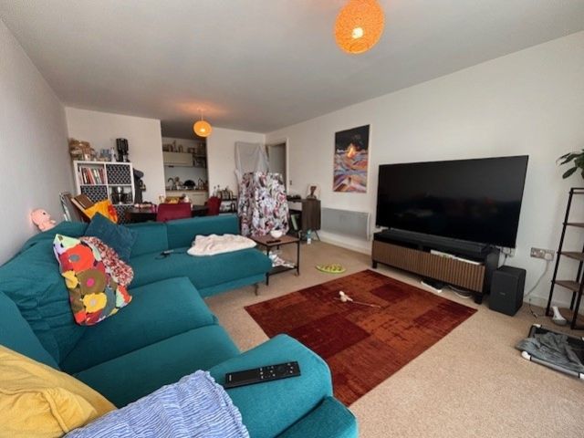 Property photo 2 of 12 773 (5)
