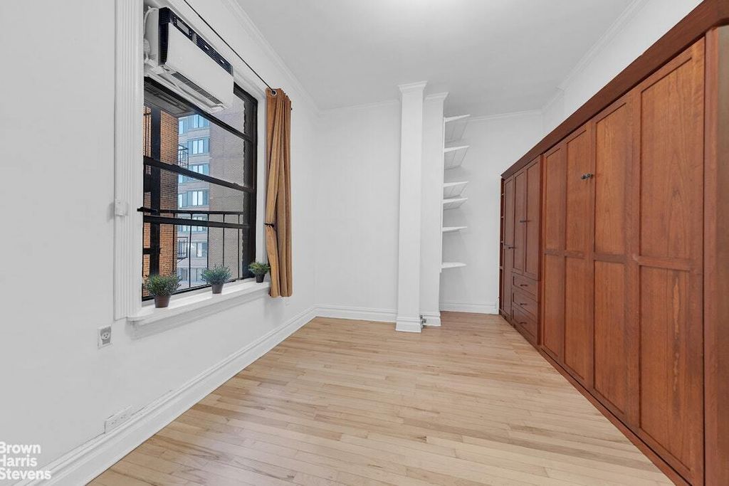 Property photo 3 of 10 <Alttext/>