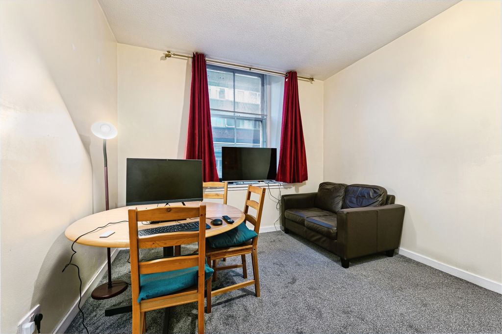 Property photo 3 of 15 Living Room