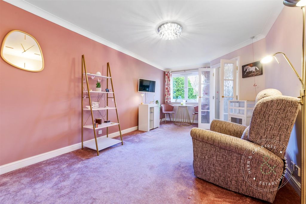 Property photo 2 of 17 Mclay-Court-06.Jpg