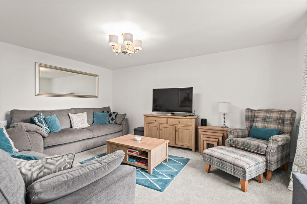 Property photo 3 of 39 5201738