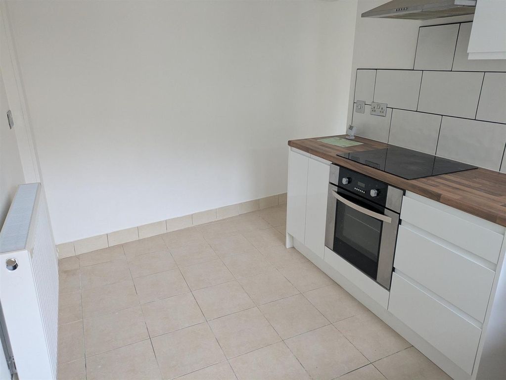 Property photo 3 of 8 Pxl_20251220_100610160.Jpg