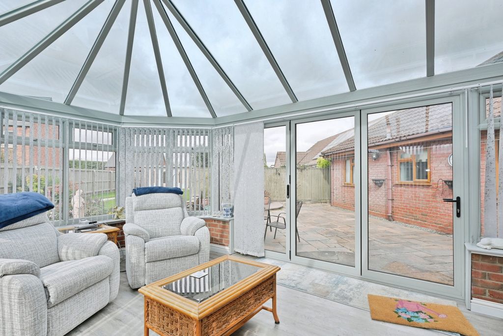 Property photo 3 of 21