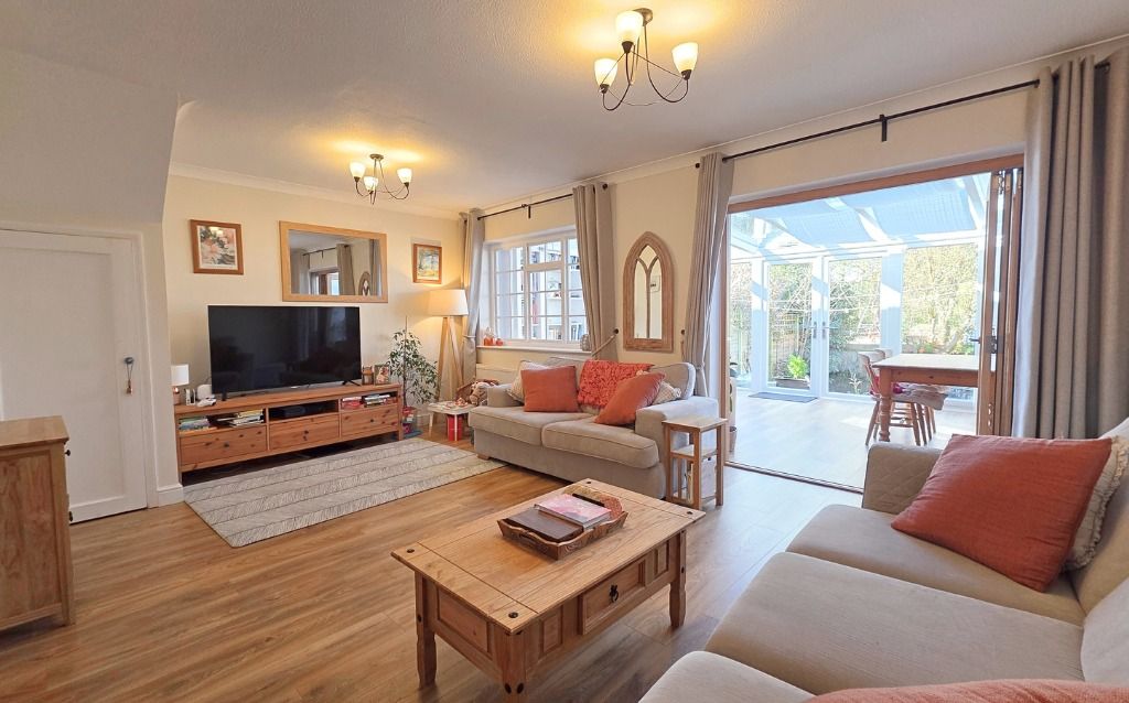 Property photo 3 of 14 4911506