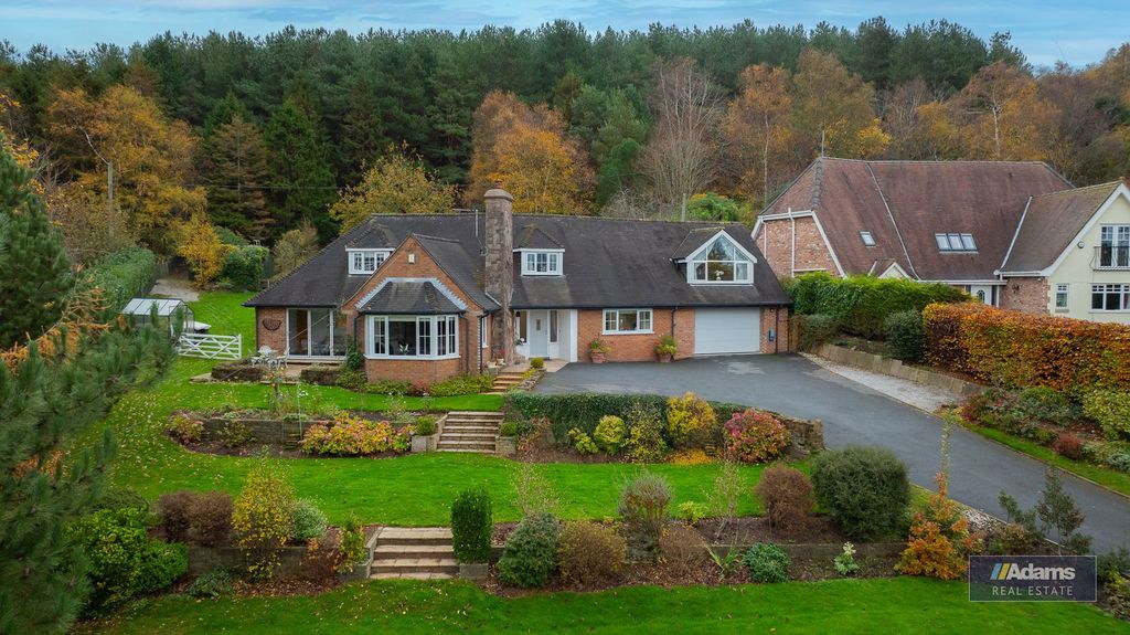 Property photo 3 of 49