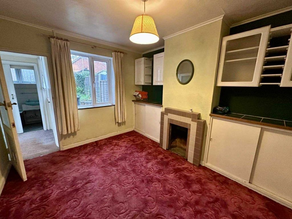 Property photo 2 of 8