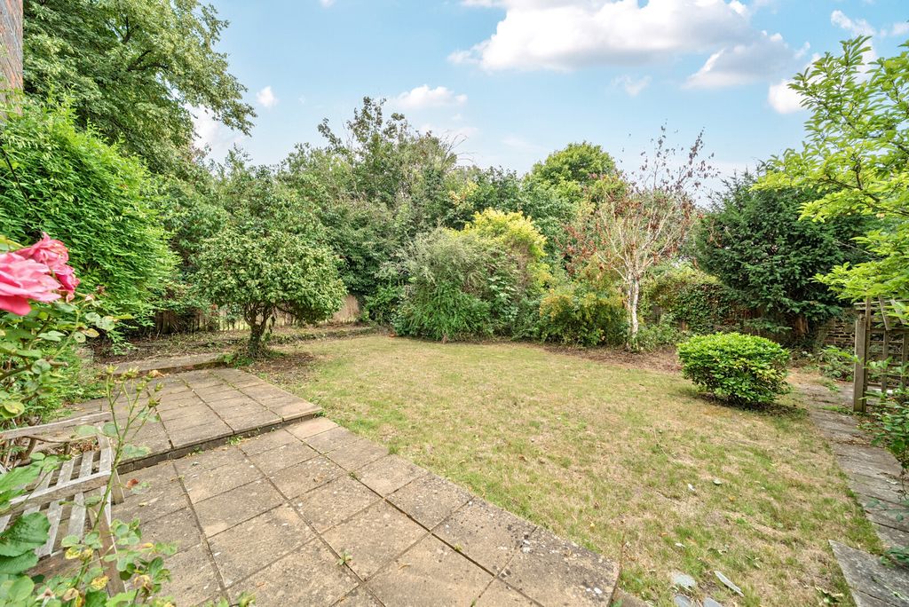 Property photo 2 of 15 1342681-8-68A3341...