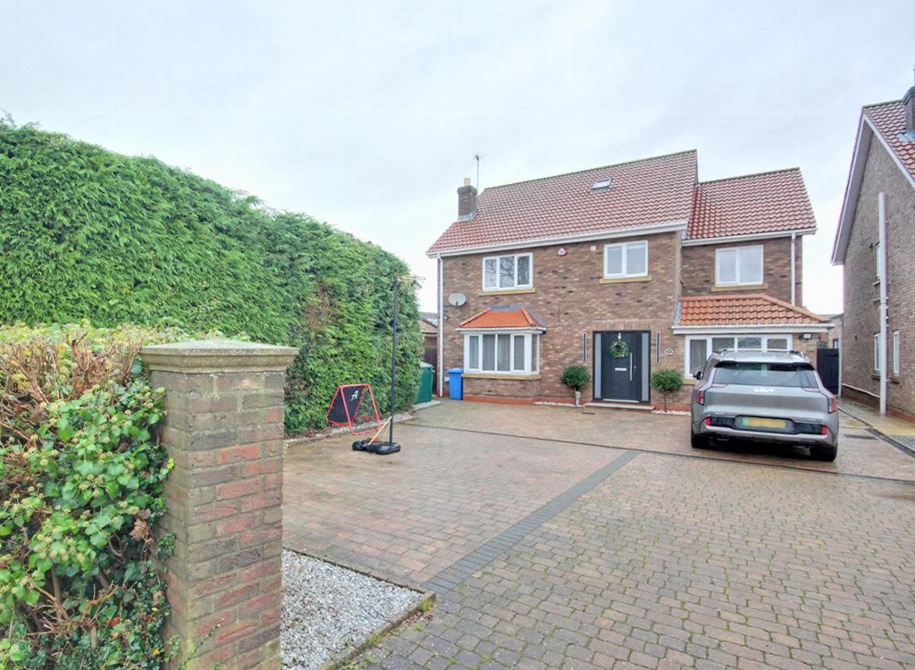 Property photo 1 of 34 Img_1283-Img_1285_Lzn.Jpg