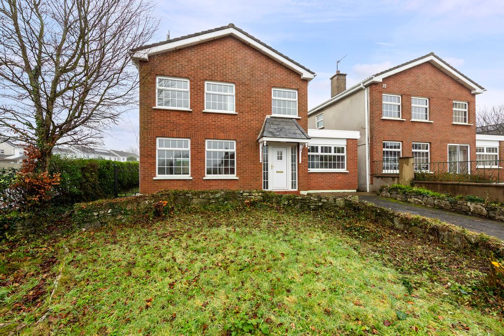 Property photo 3 of 34