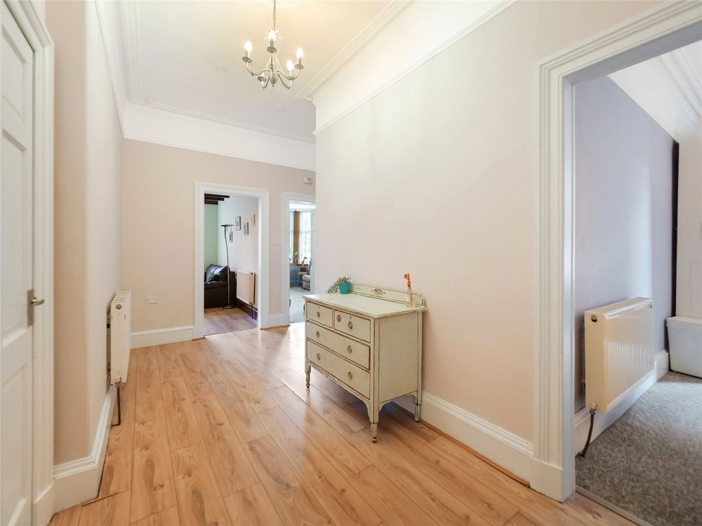 Property photo 2 of 21 Picture No. 03