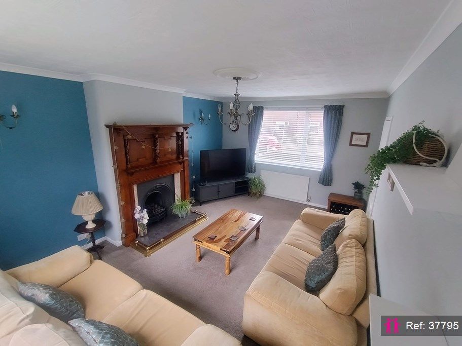 Property photo 3 of 24