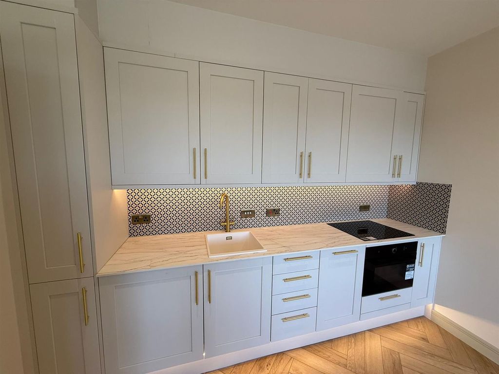 Property photo 1 of 4 Kitchen.Jpeg