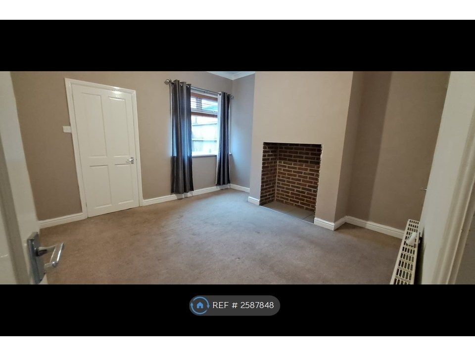 Property photo 3 of 9 Dining And 2nd Lounge