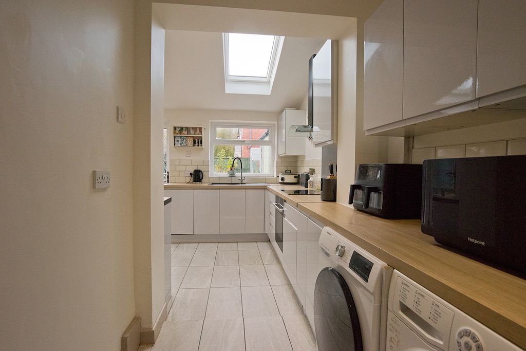 Property photo 3 of 21 3