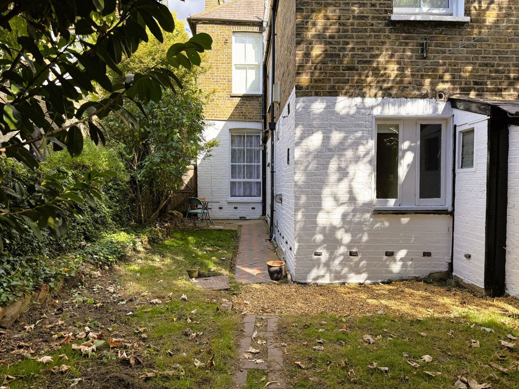 Property photo 3 of 15