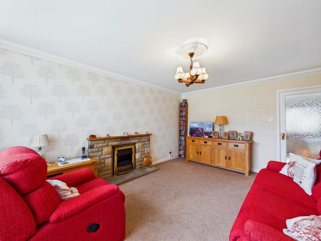 Property photo 2 of 16 Living Room