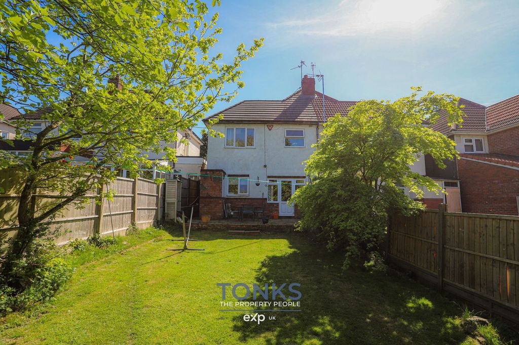 Property photo 2 of 16