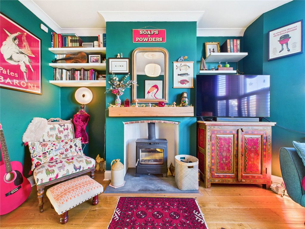 Property photo 3 of 28 Picture No. 24