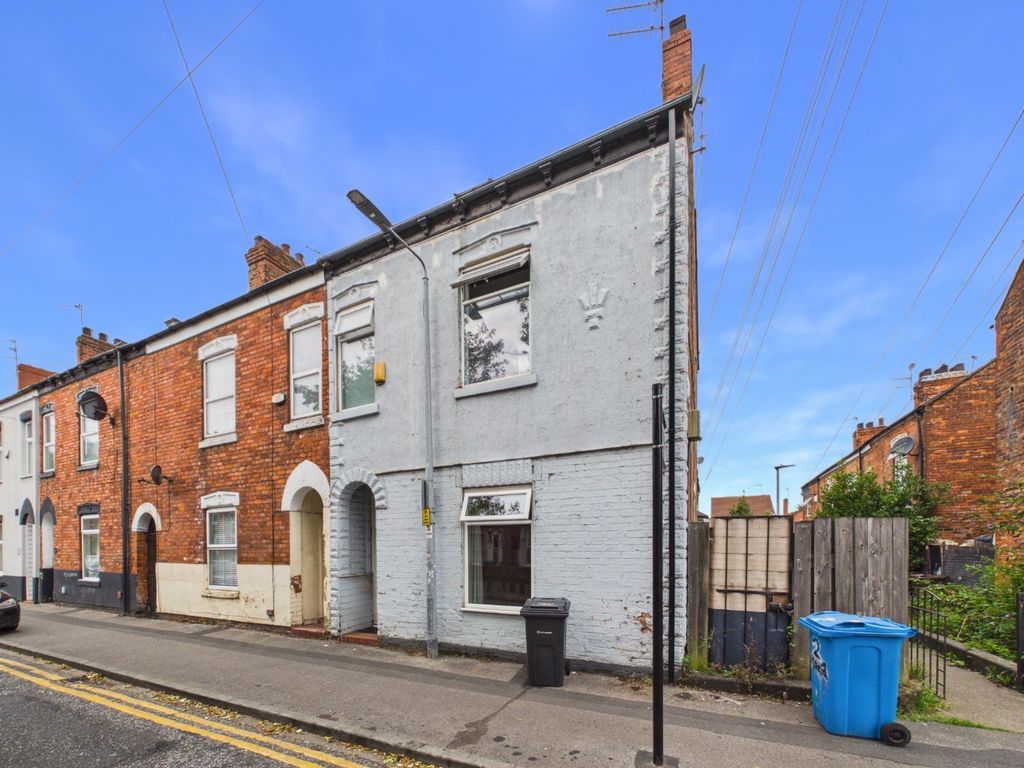 Property photo 2 of 13 5426595