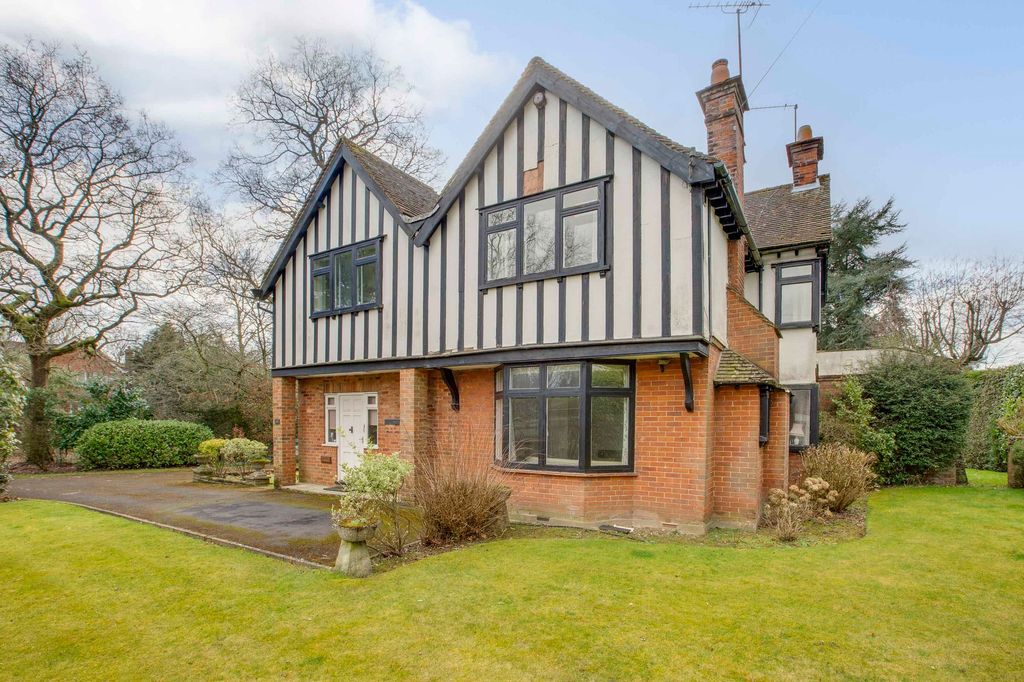 Property photo 1 of 16