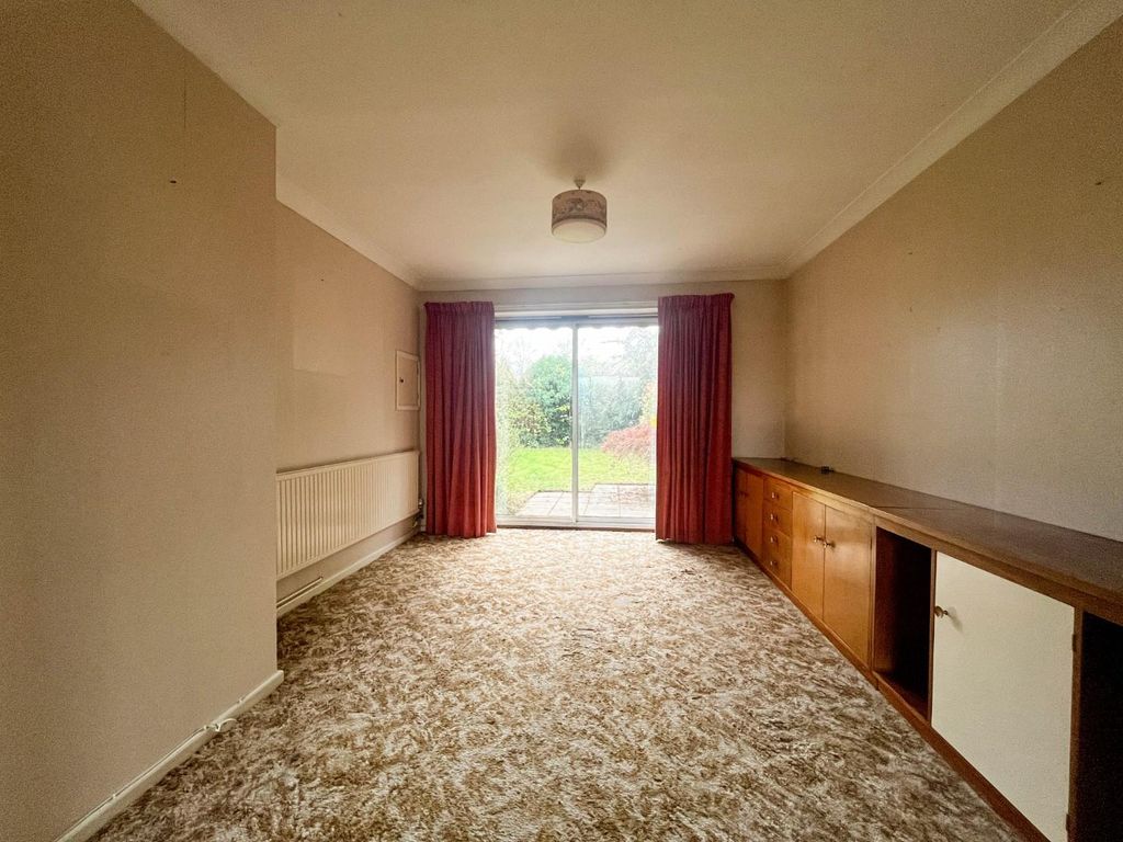 Property photo 2 of 13 20251118_142544817_0.0.Jpg