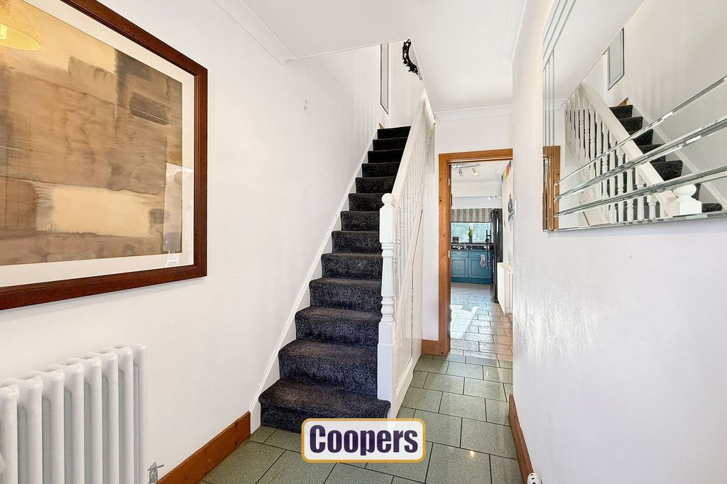 Property photo 2 of 14 Hallway