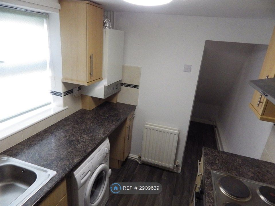 Property photo 3 of 4 Kitchen
