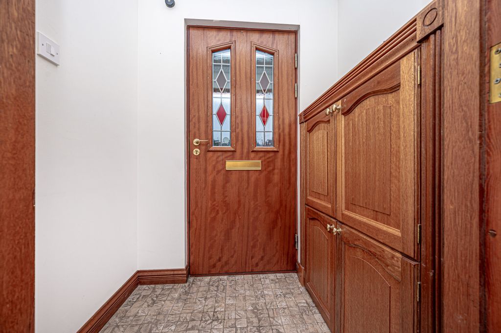 Property photo 2 of 25 Property Image 2