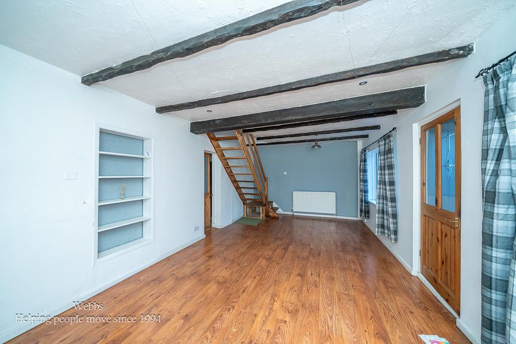 Property photo 3 of 37 Webbs-5.Jpg