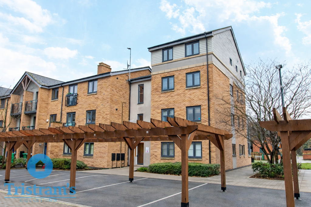 Property photo 1 of 8