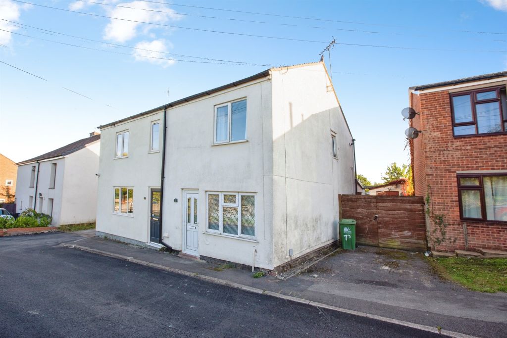 Property photo 1 of 20