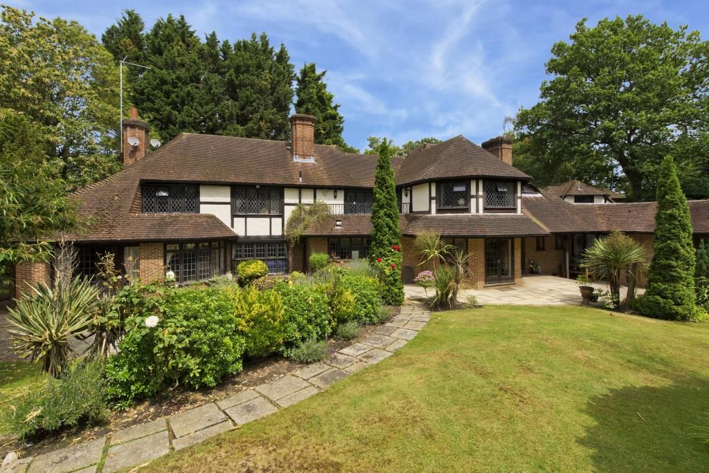 Property photo 3 of 11 The_Moat_House_29 (0