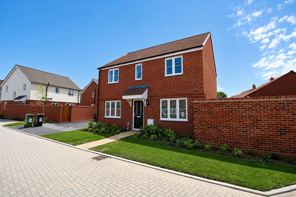 Property photo 1 of 18 1