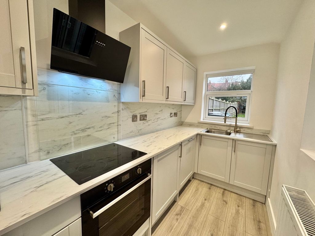 Property photo 3 of 30