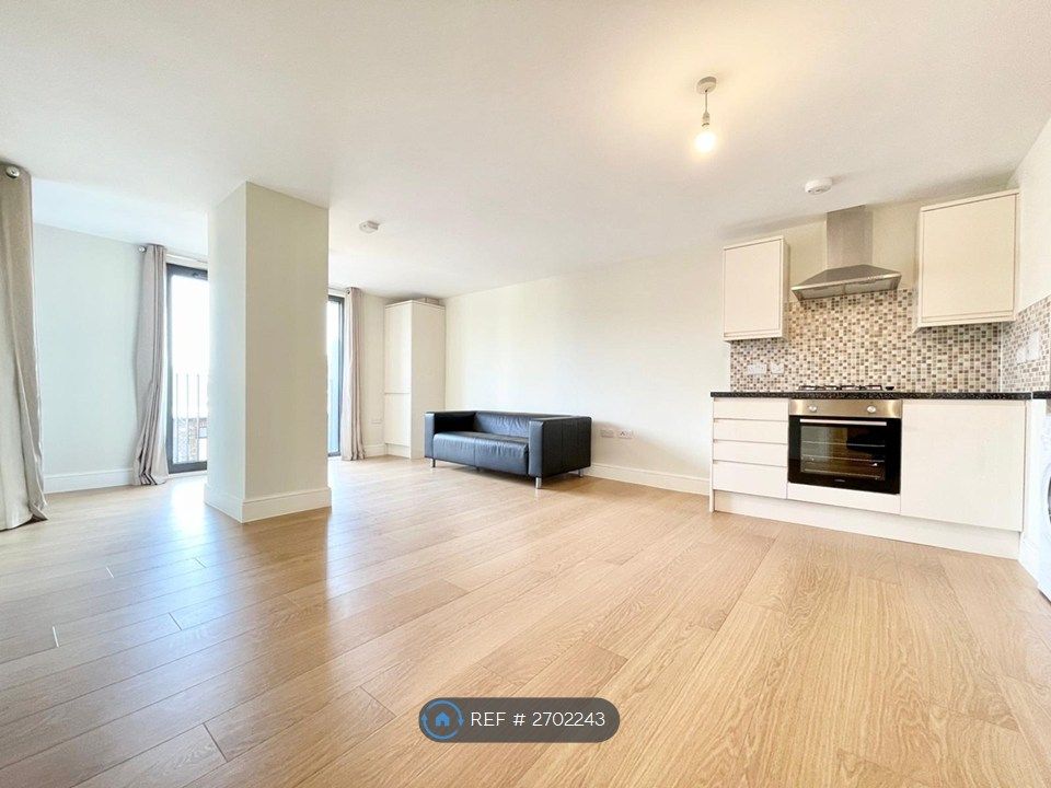 Property photo 2 of 6