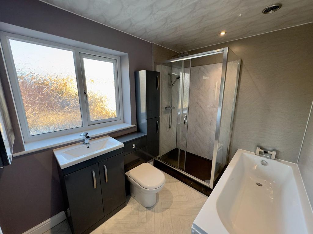 Property photo 3 of 19 Image00003.Jpeg