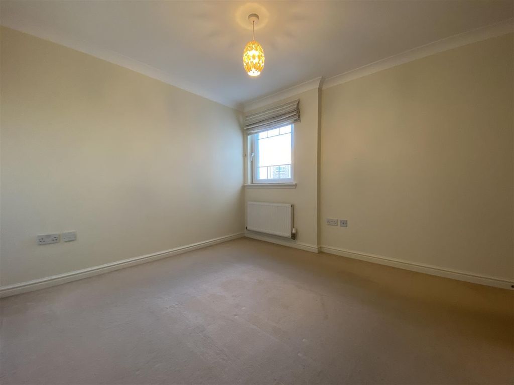 Additional image 8 of 2 bed flat to rentSimpson Square, Perth PH1