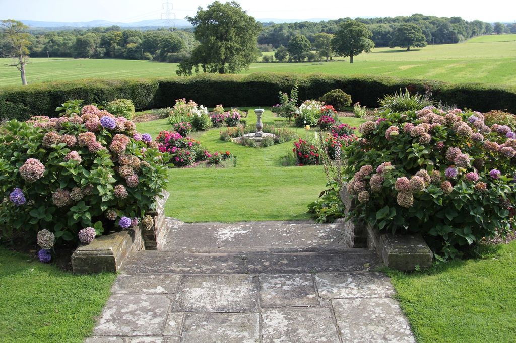 Property photo 2 of 20 Picture No. 41