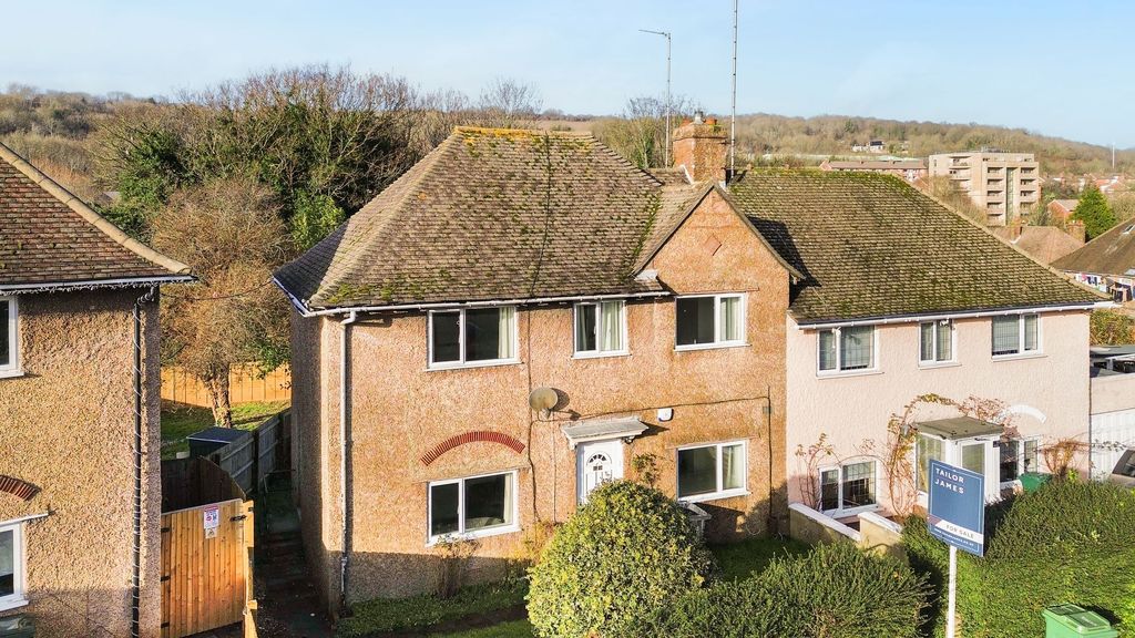 Property photo 1 of 14