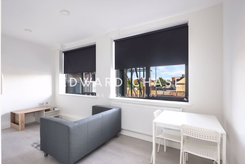 Property photo 3 of 15 Photo 8