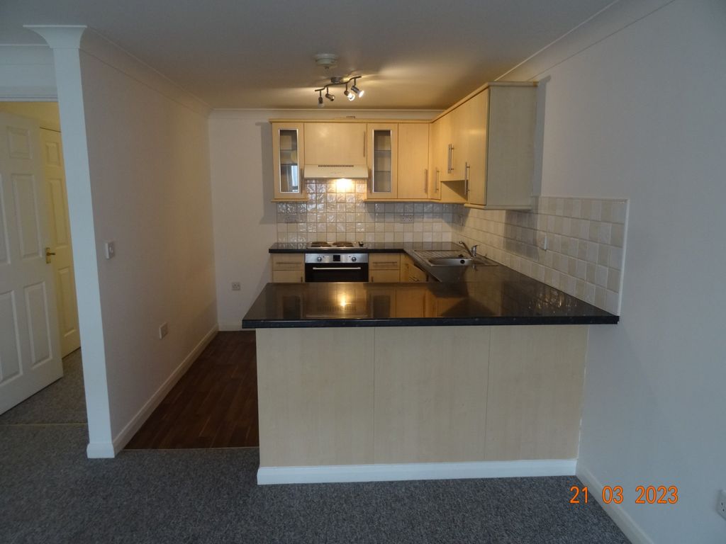 Property photo 2 of 10