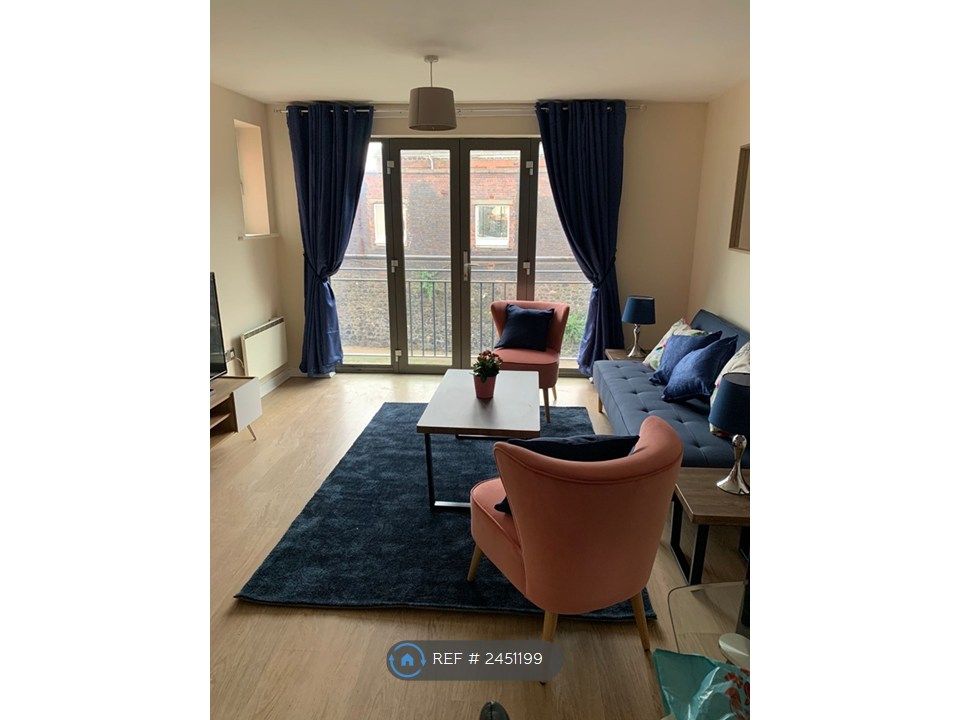 Property photo 2 of 18