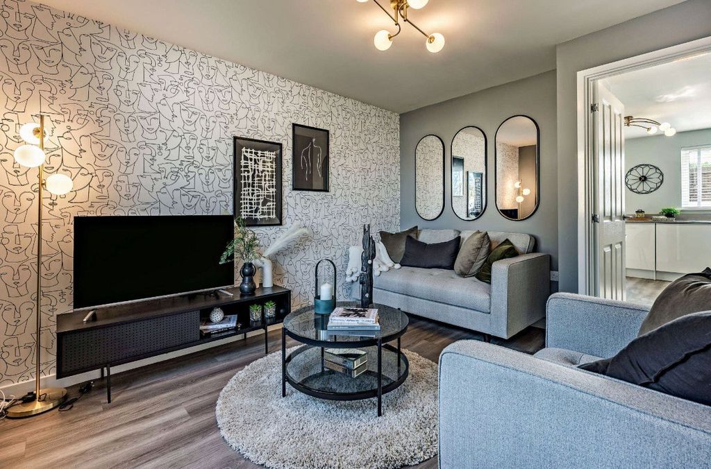 Property photo 3 of 6 Picture No. 04