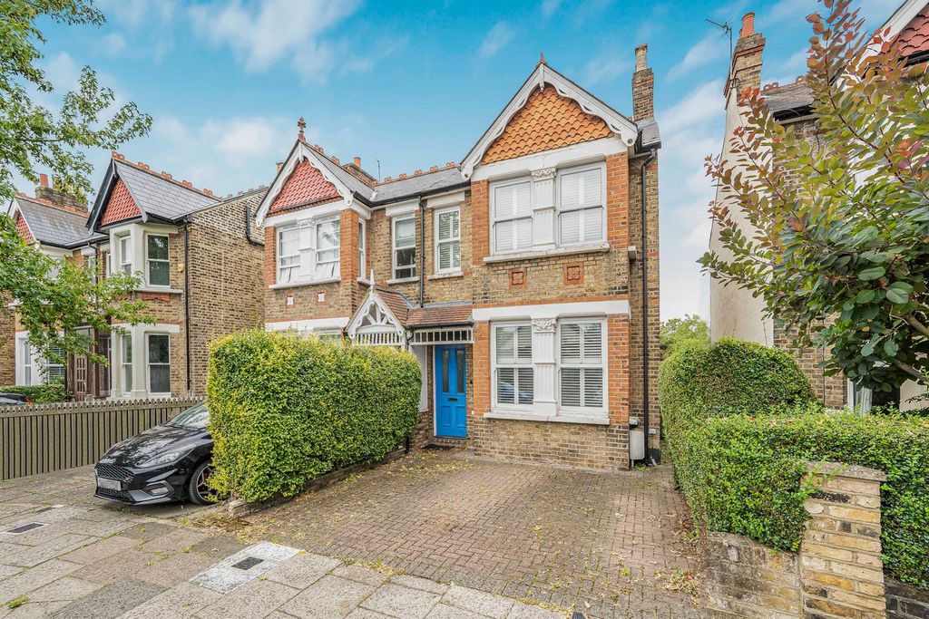 Property photo 1 of 16