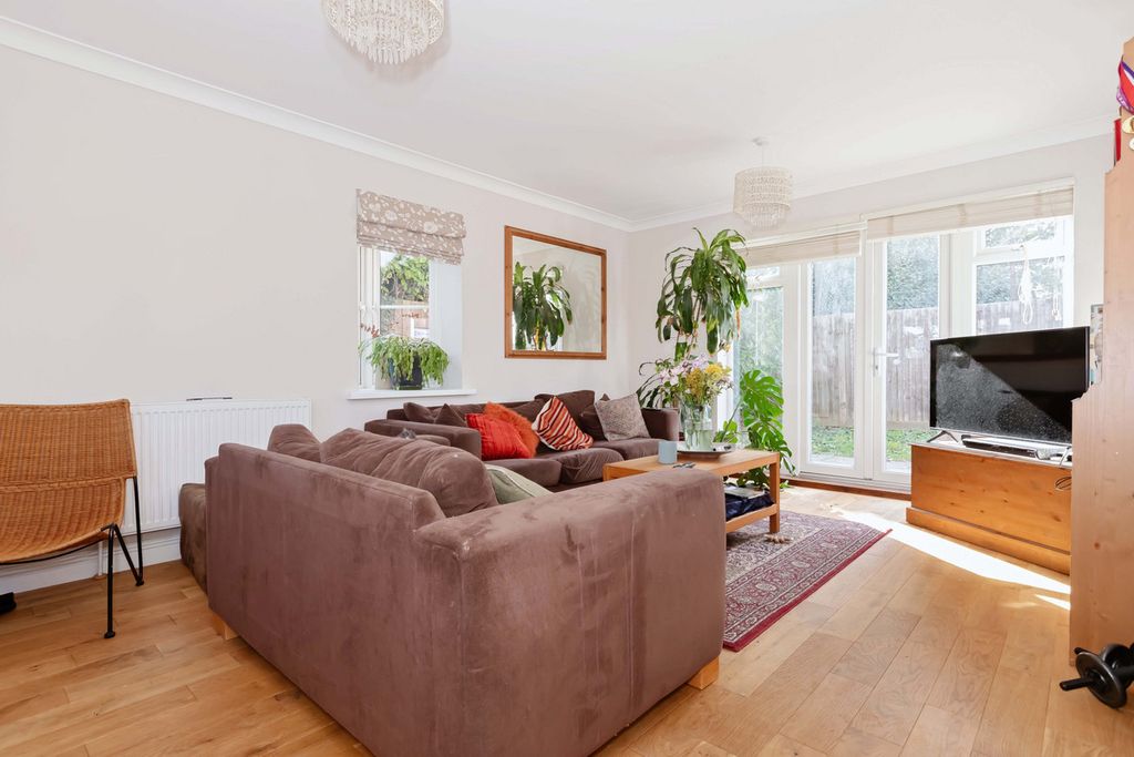 Property photo 3 of 16