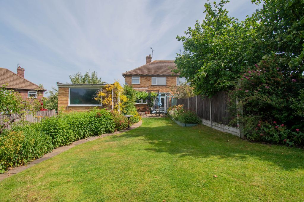 Property photo 2 of 15