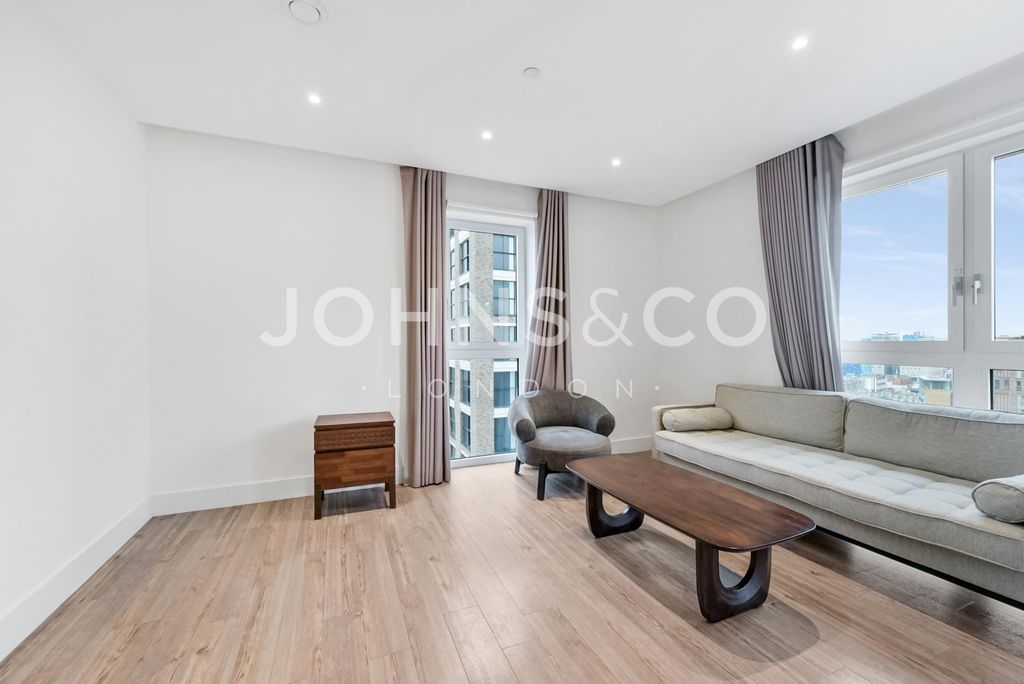 Property photo 3 of 20