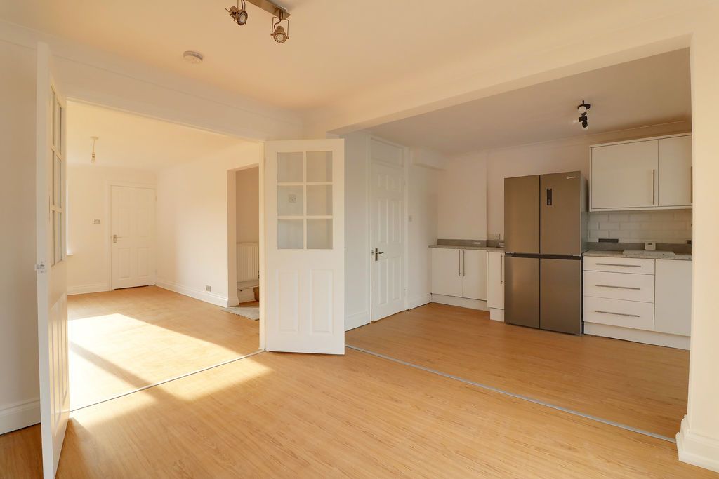 Property photo 2 of 13 Dining Room